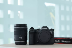 objectif Canon RF 16-28mm f/2.8 IS STM avec appareil photo Canon